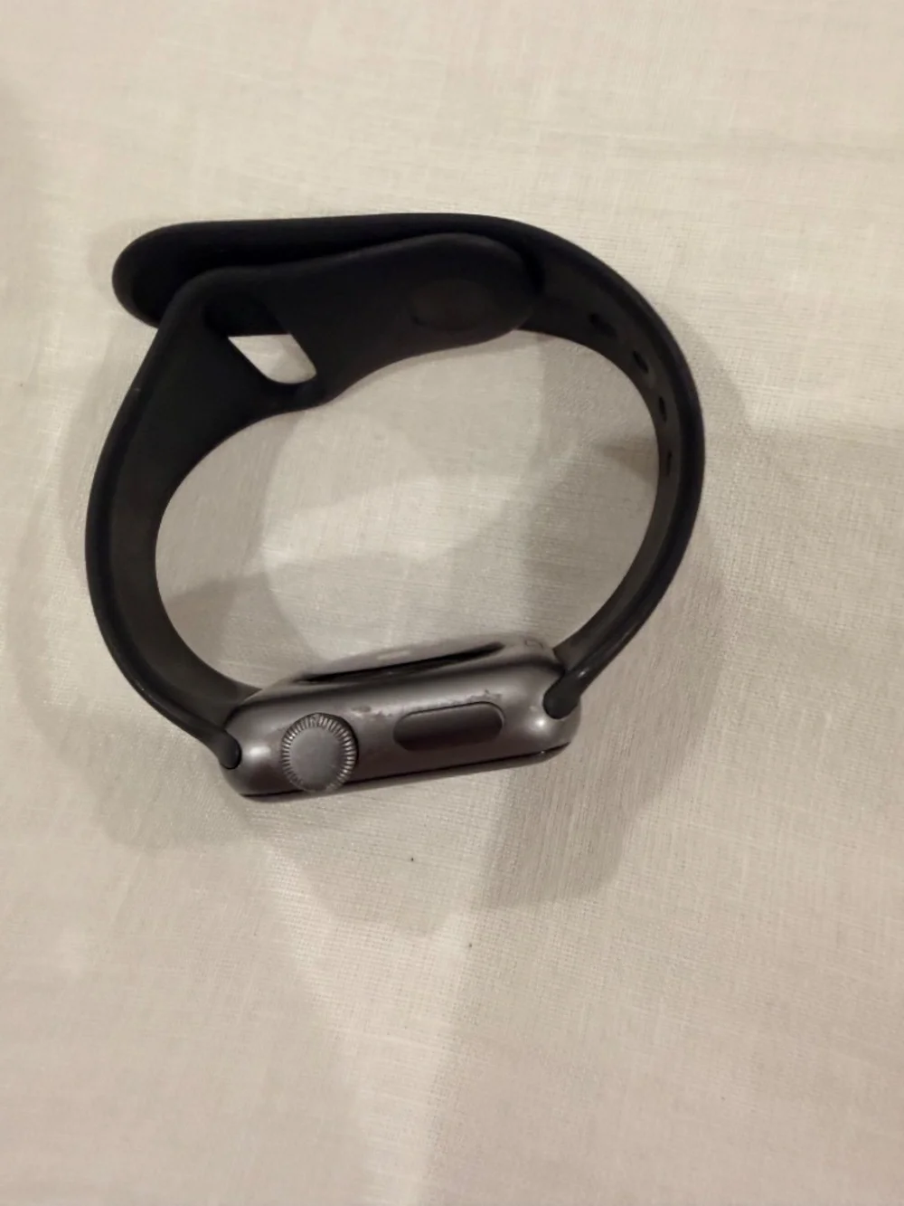 Apple Watch Series 3-Black 90% battery life